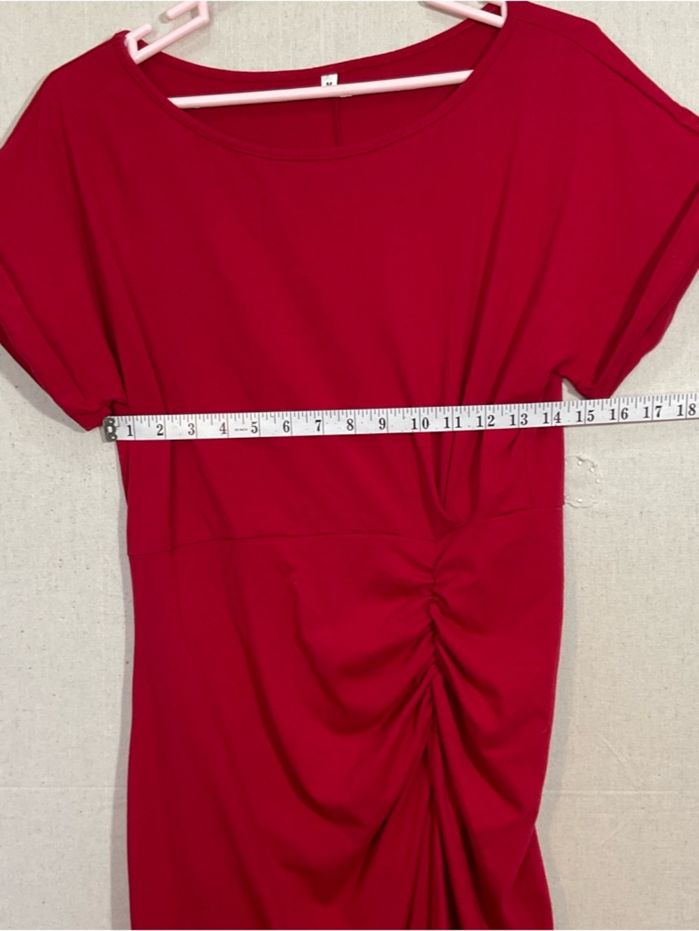 Asymmetric Ruched Short-Sleeve Red Dress
Medium A+++